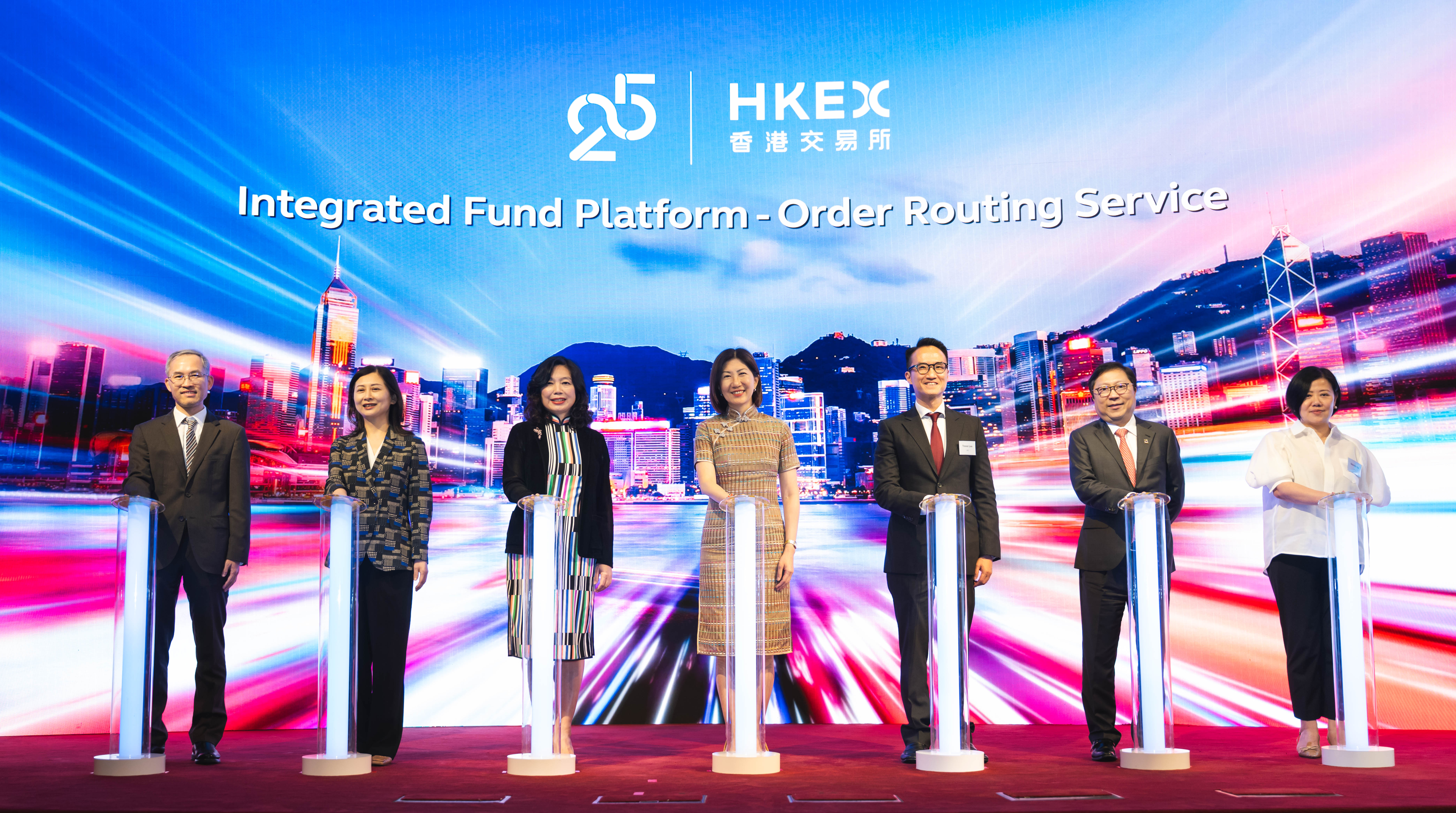 1765875776744.jpg 1760670077348.jpg